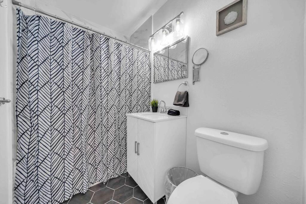 Sweet Escape 5 Br/2Ba Min From Airport And Beach Форт Лодърдейл Екстериор снимка